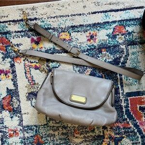 Marc Jacobs Classic Q Natasha gray cement Pebbled Leather Crossbody Bag